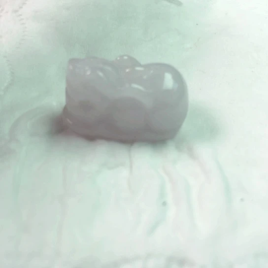 翡翠未镶嵌颈饰啵*?吊坠