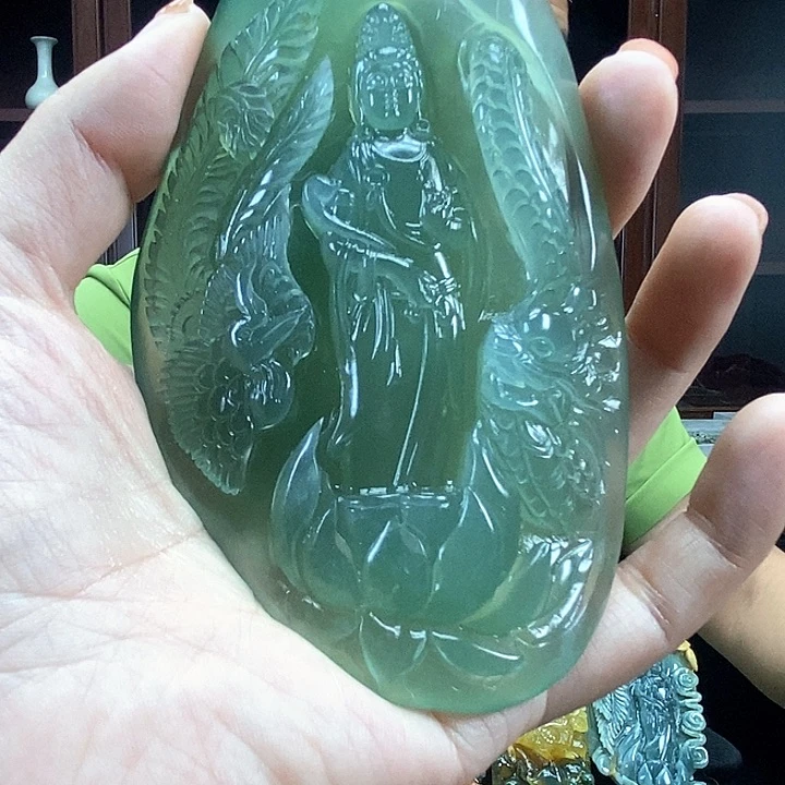 蛇纹石玉未镶嵌吊坠木*