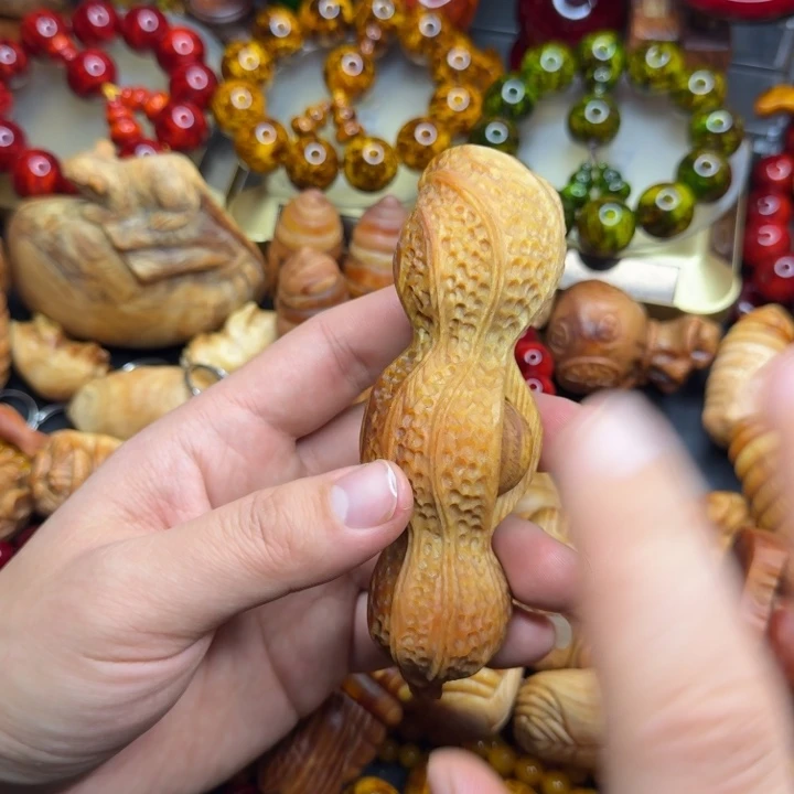 松木琥珀木文玩手串