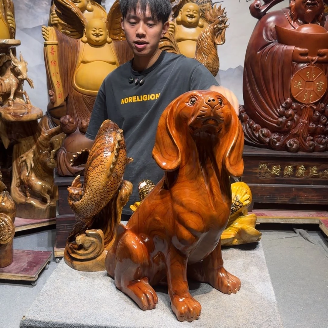 ٩***۶香樟木香樟木小狗摆件一个