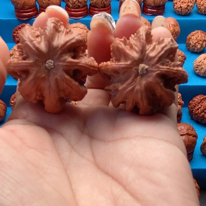 文玩核桃把件火焰八棱