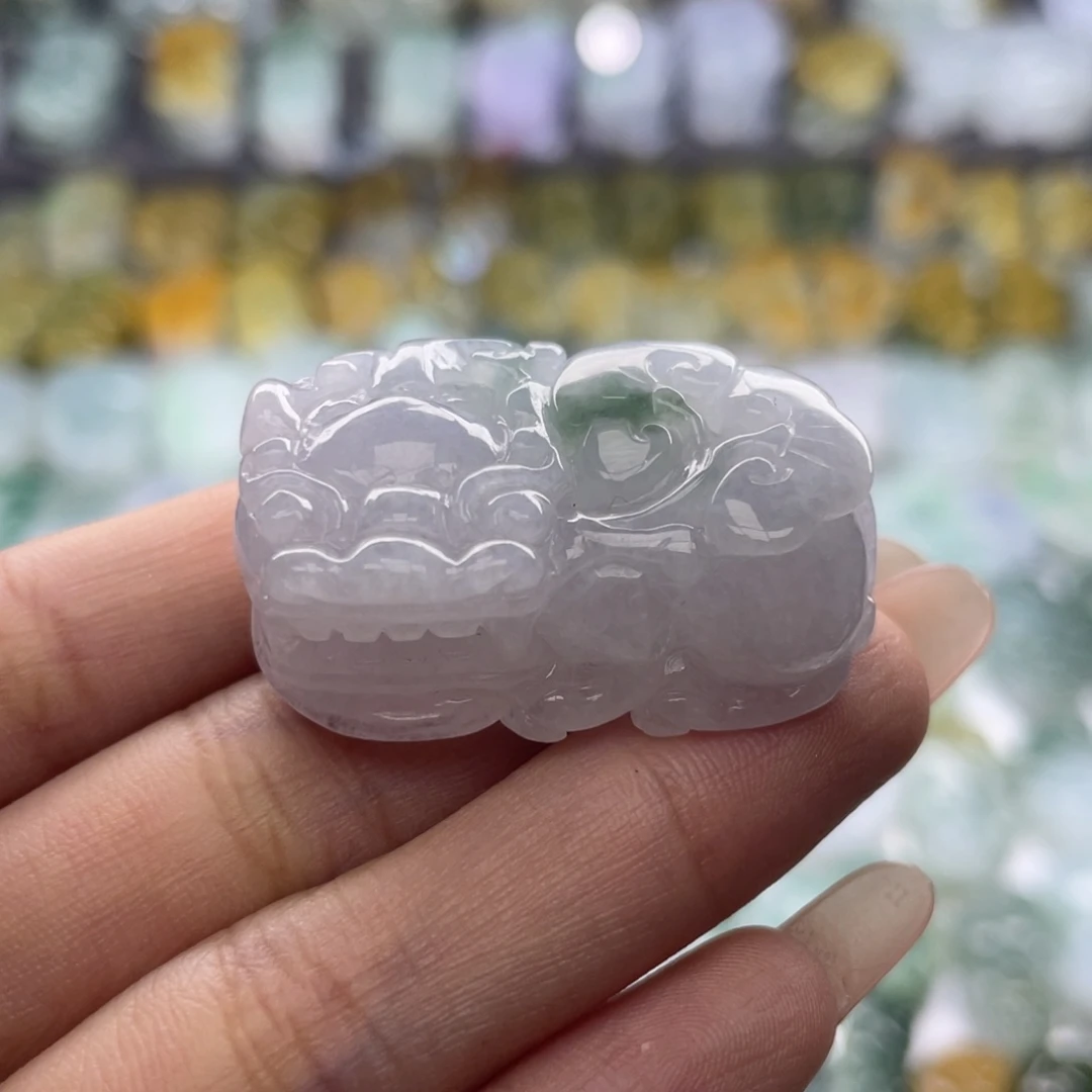 颈饰未镶嵌翡翠貔貅