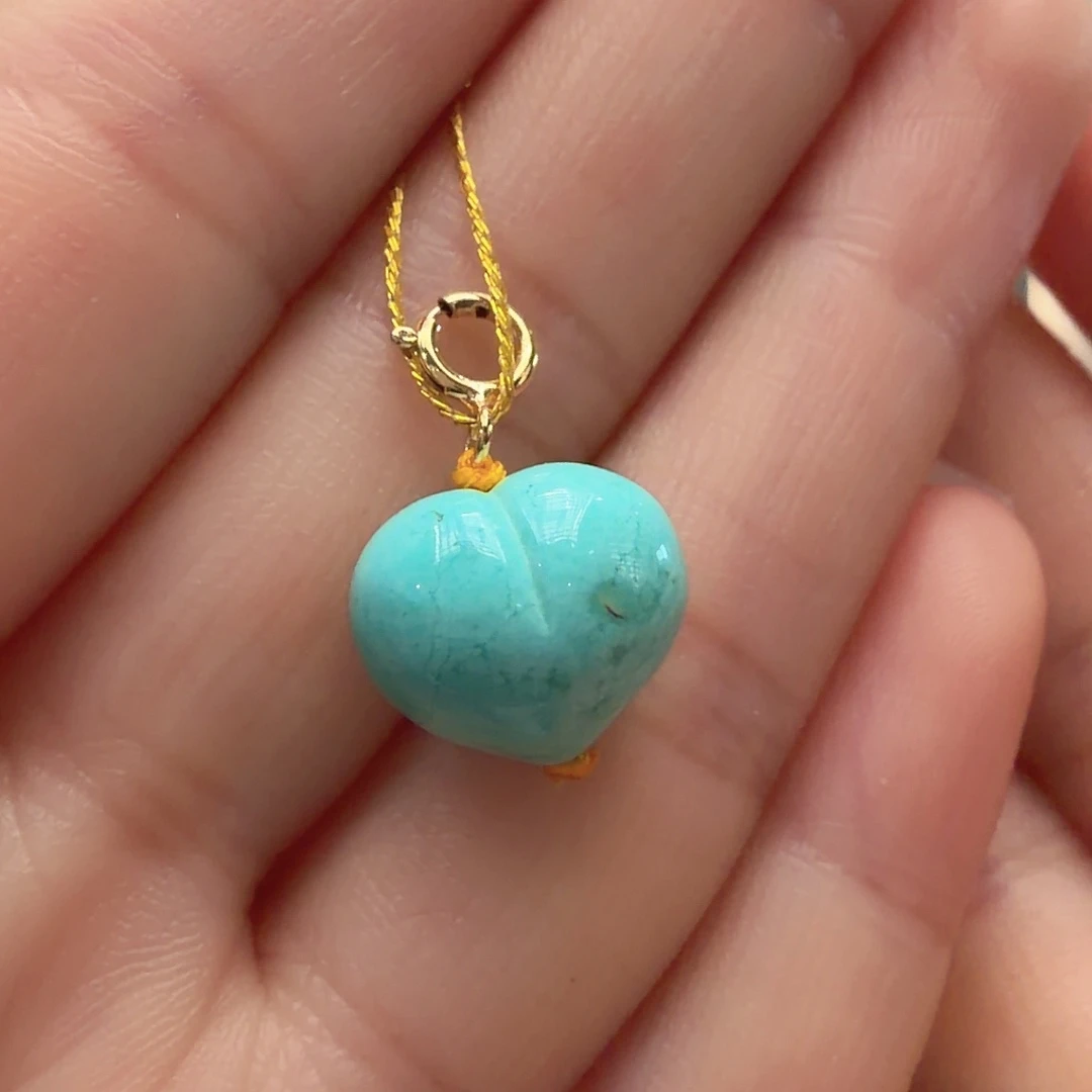 绿松石未镶嵌颈饰