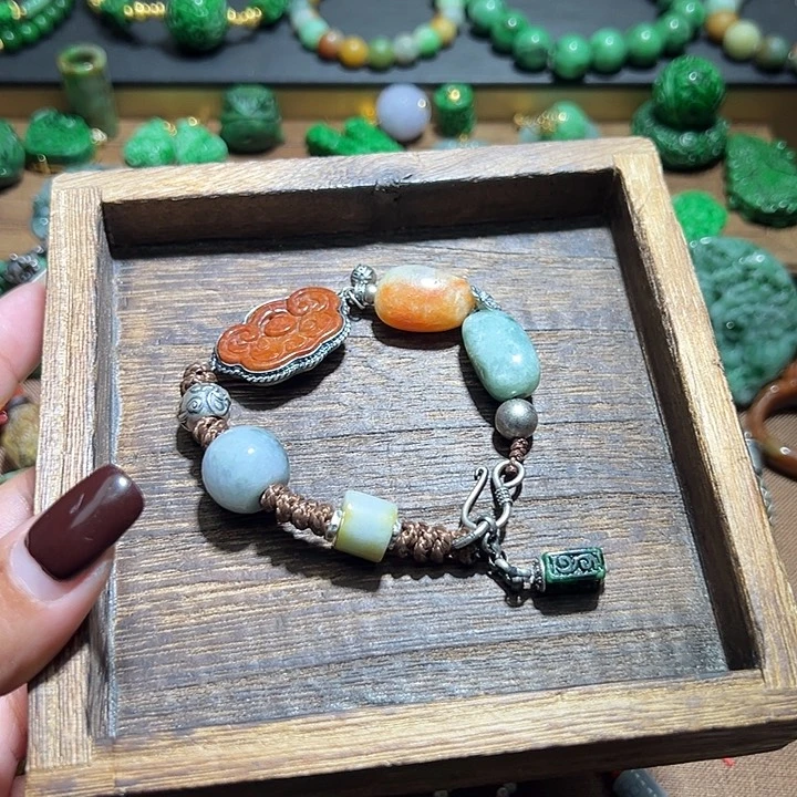 翡翠手串银S925镶嵌翡翠手串