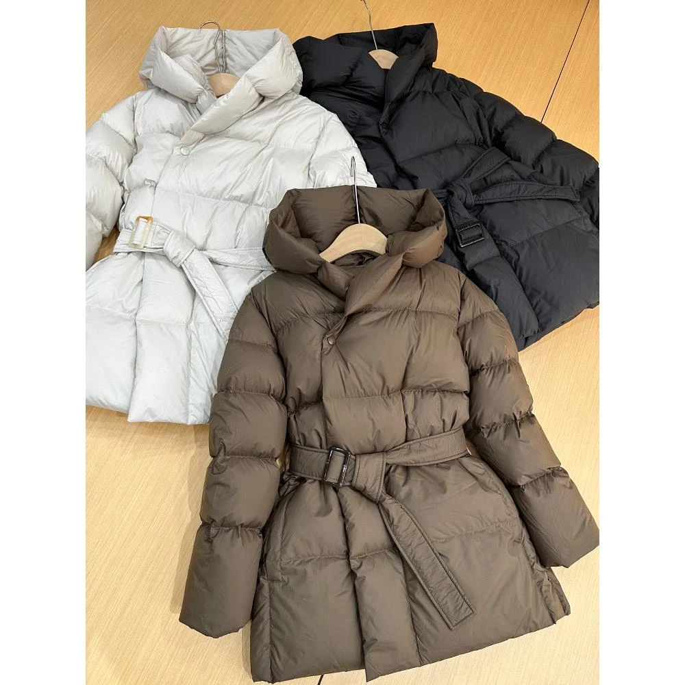 90白鸭绒超轻柔软加厚收腰修身显瘦连帽羽绒服女士短款时尚2025冬