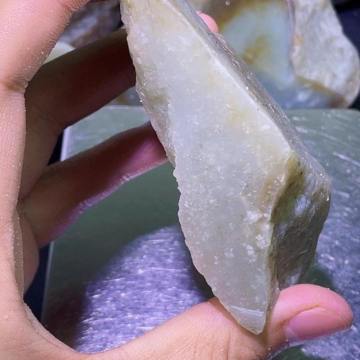和田玉（糖玉）未镶嵌珠宝半成品