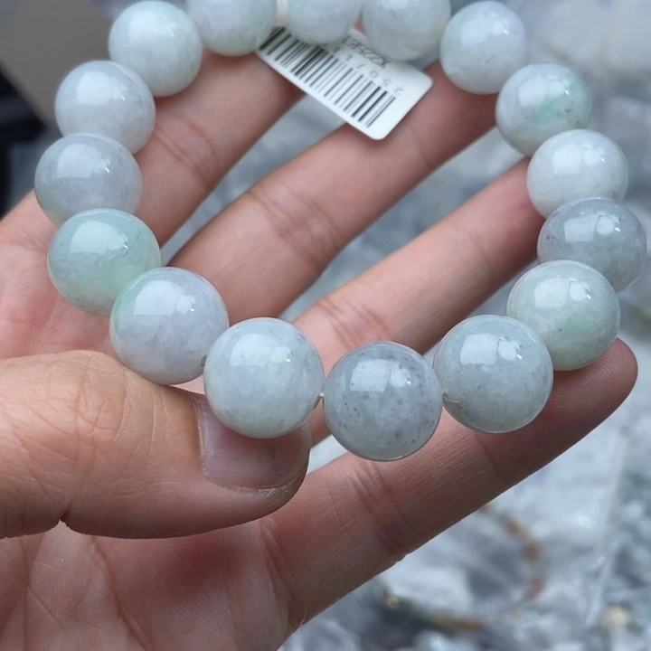 翡翠未镶嵌颈饰123