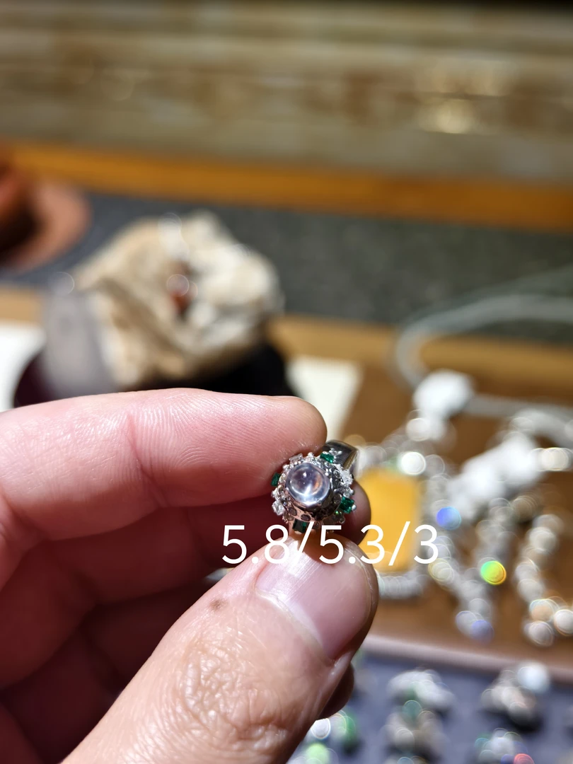 冰种翡翠黑钢白冰玻璃钻光十足戒面蛋面戒指钻S种寒光冷厉干净