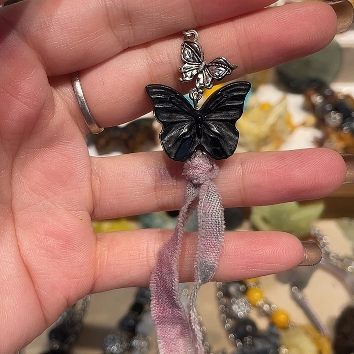 敖***️蛇纹石玉合金颈饰