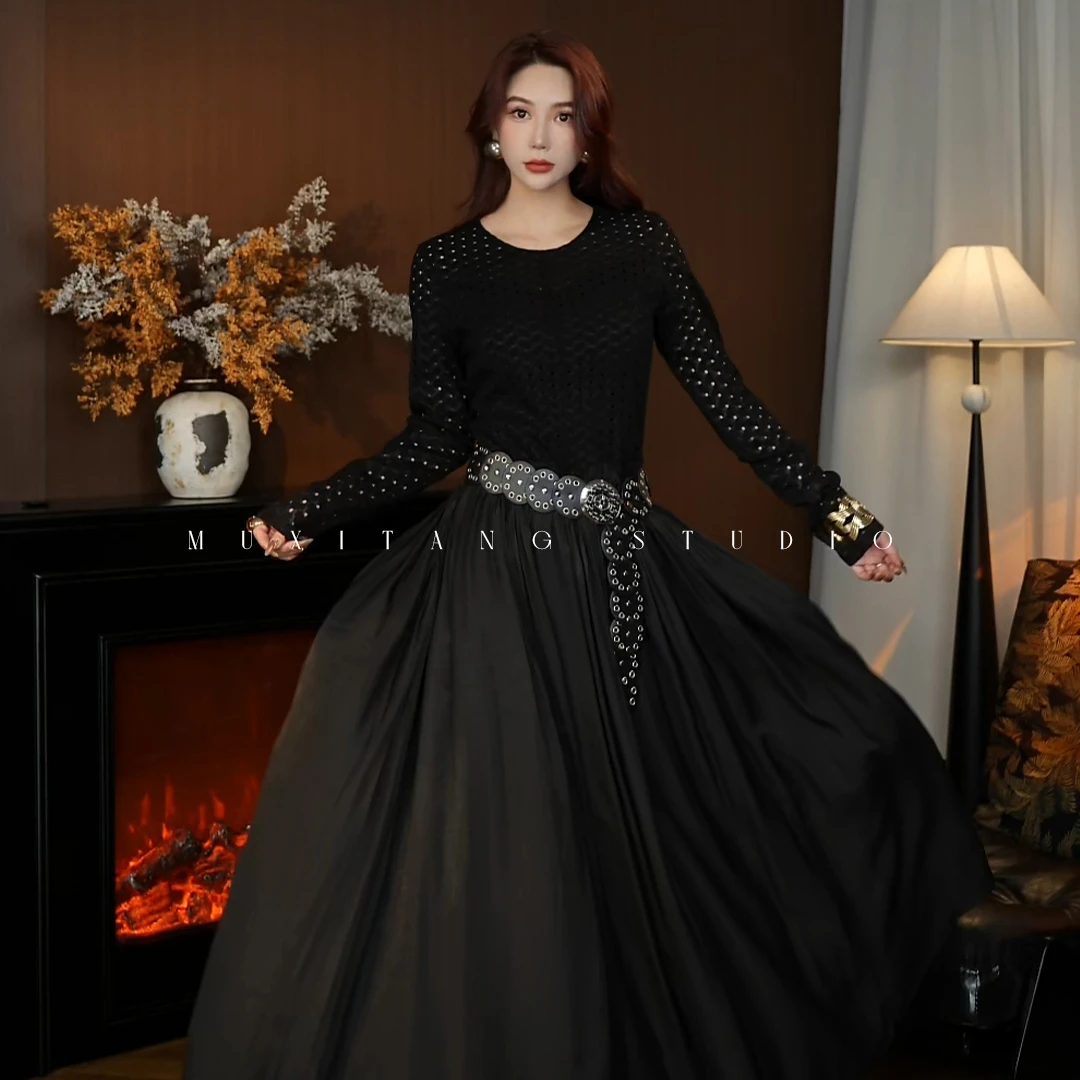 「雾灰河畔」气质款经典百搭修身显瘦镂空设计连衣裙