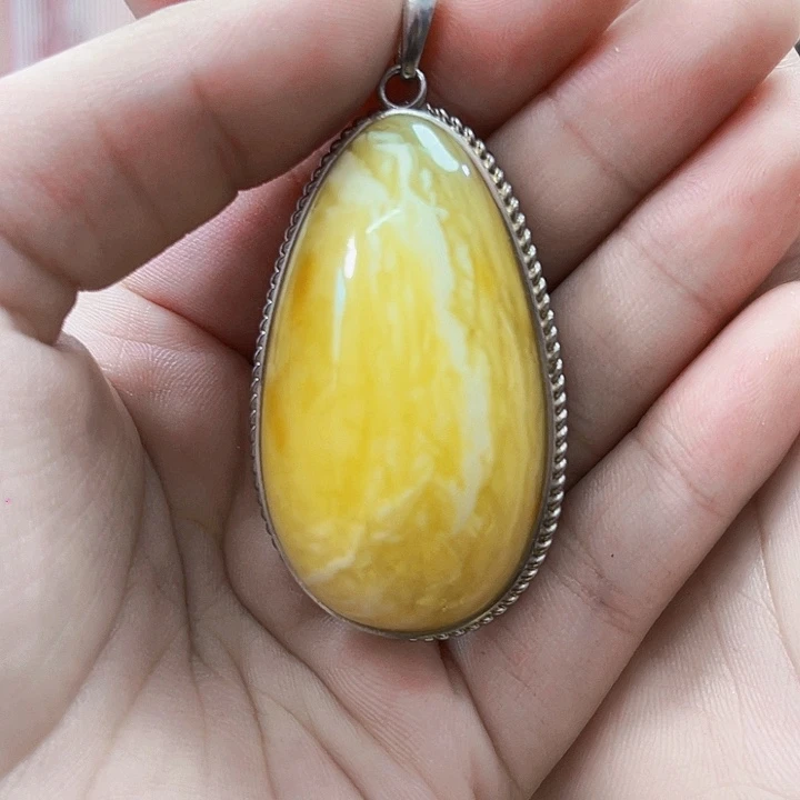 琥珀银S925镶嵌颈饰吊坠