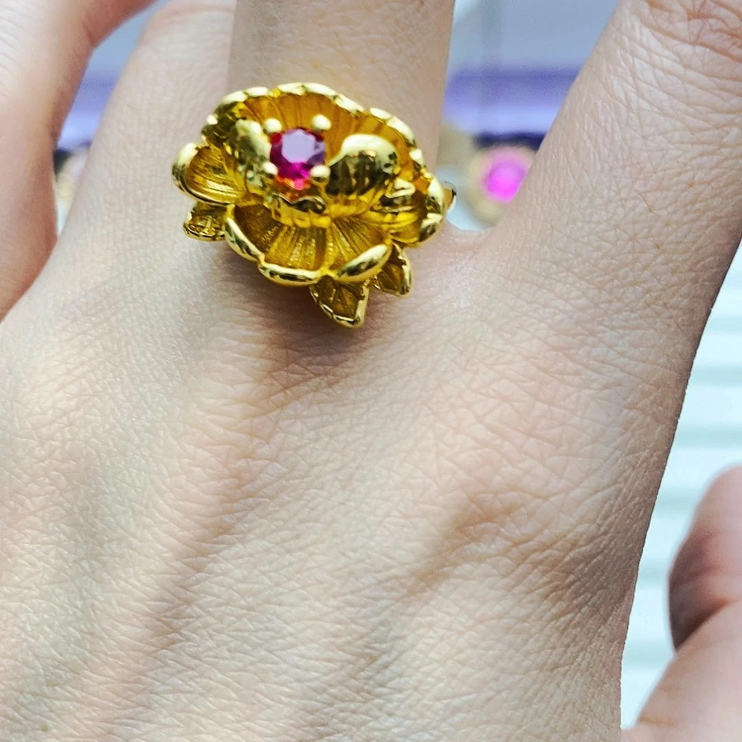 未镶嵌戒指红宝石