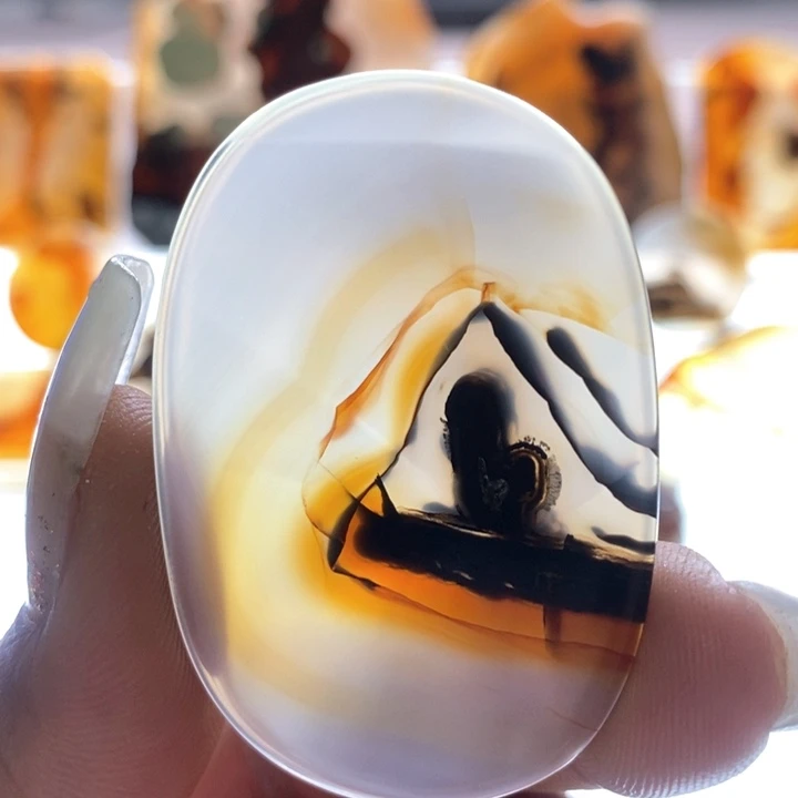 玛瑙/玉髓颈饰未镶嵌