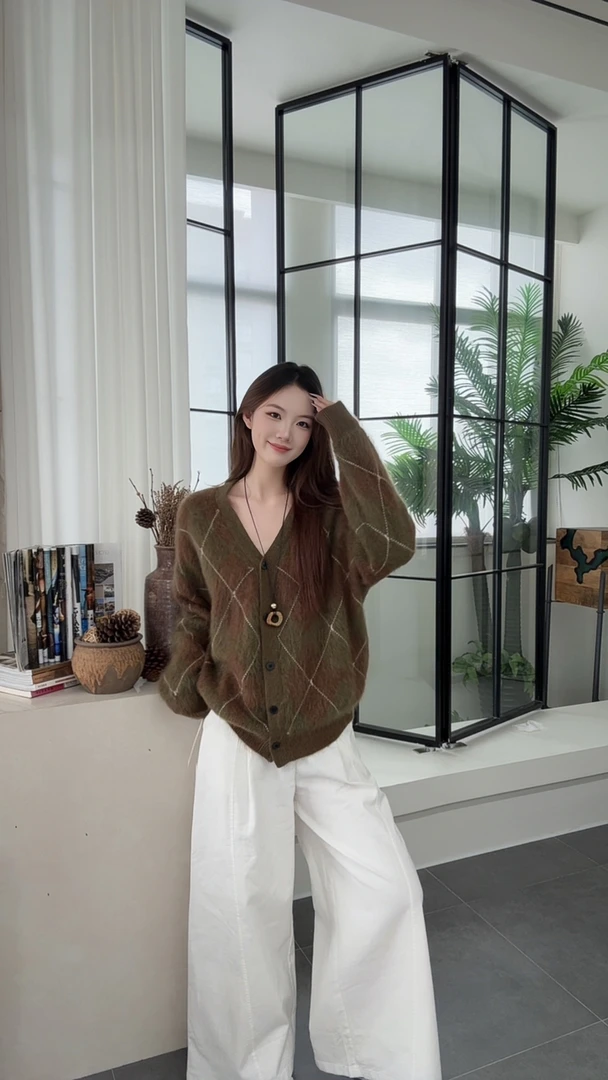 【花园秘境】山羊绒+绵羊毛  V领宽松型复古女士厚款羊毛衫158-001