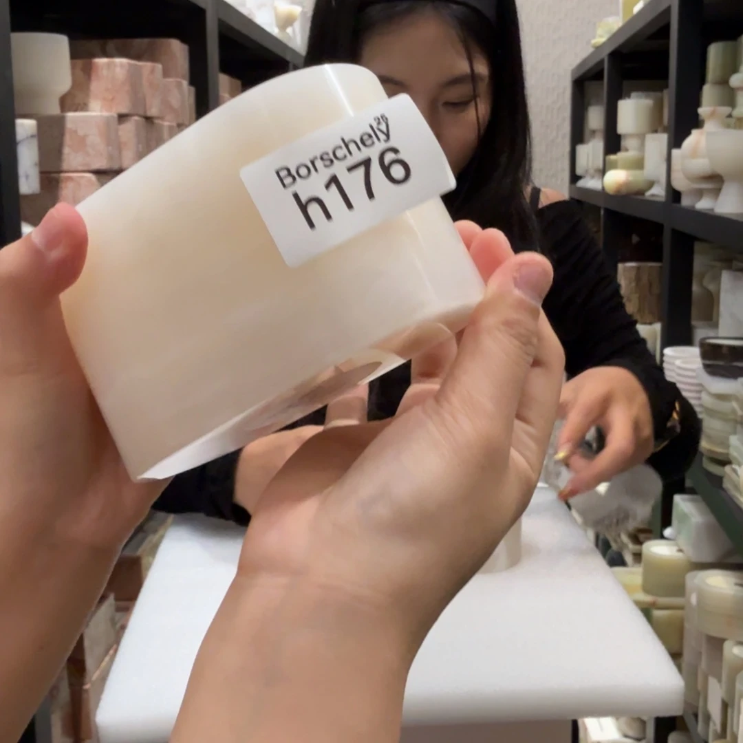 大理石h176。 磕。带薪