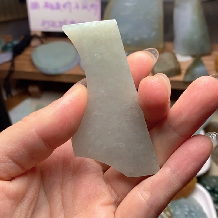 翡翠未镶嵌颈饰天然