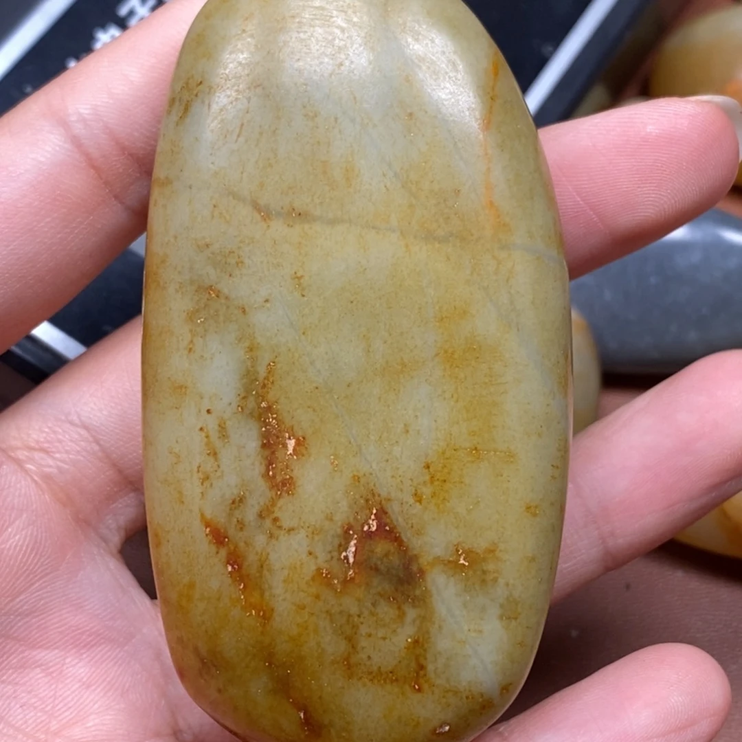 和田玉（糖玉）未镶嵌挂件