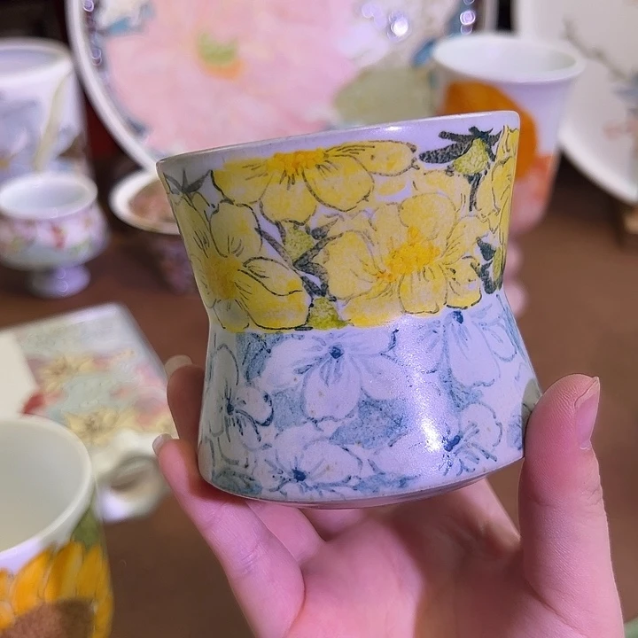 请***满景德镇陶瓷艺术品