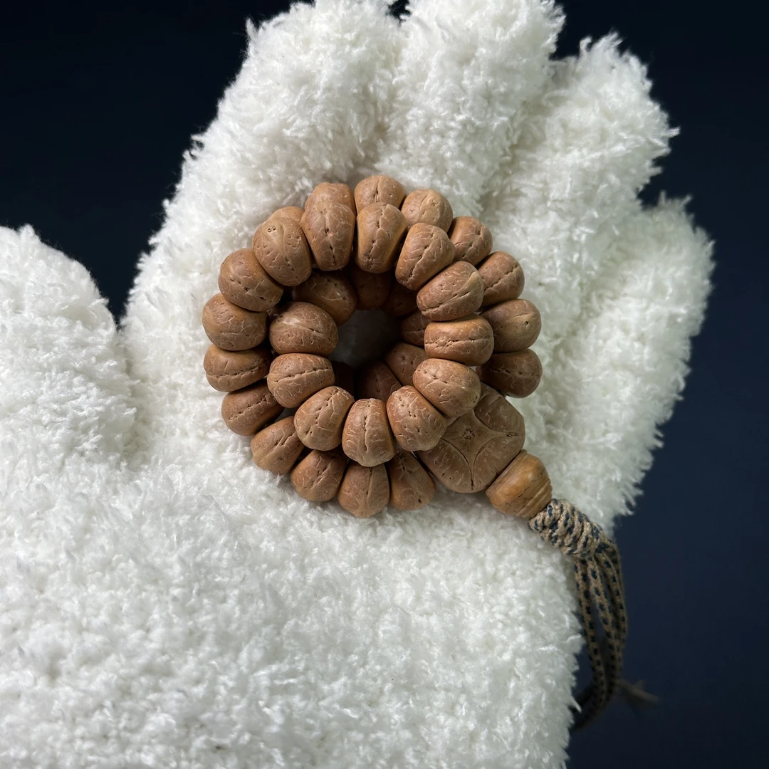 实心大肠凤眼菩提手串11毫米实心籽马蹄斜切大肠手串38颗高配