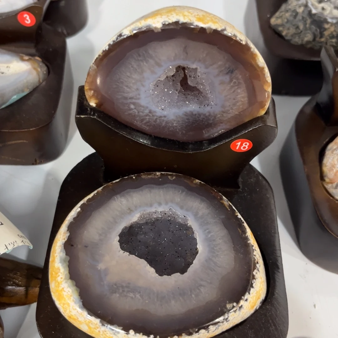 摆件紫晶未镶嵌水晶