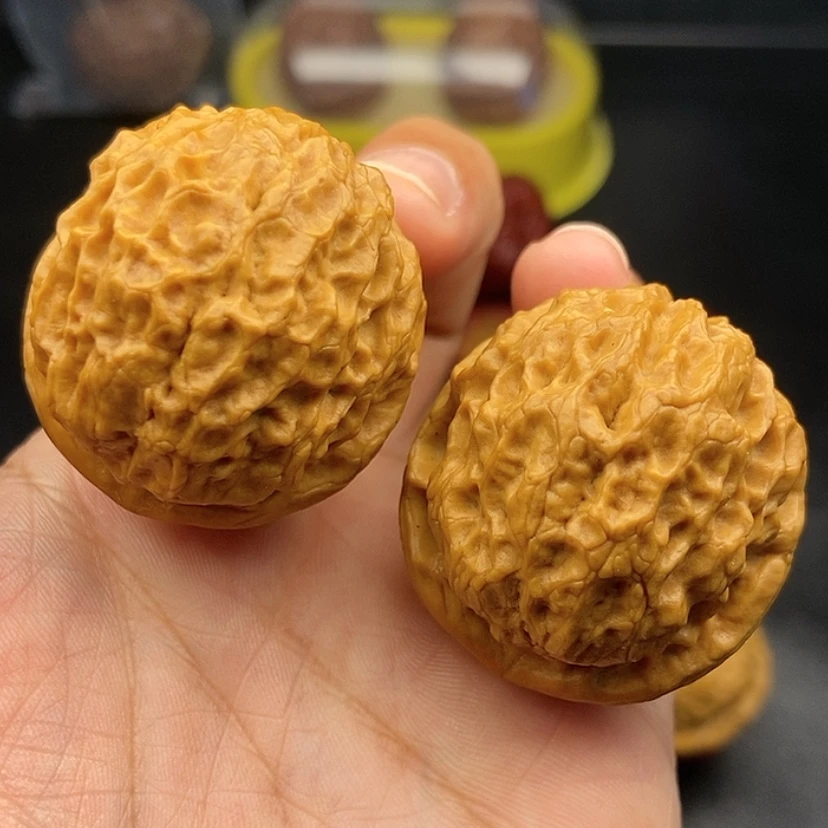 【闪购商品】把件文玩核桃40尺铁绣球