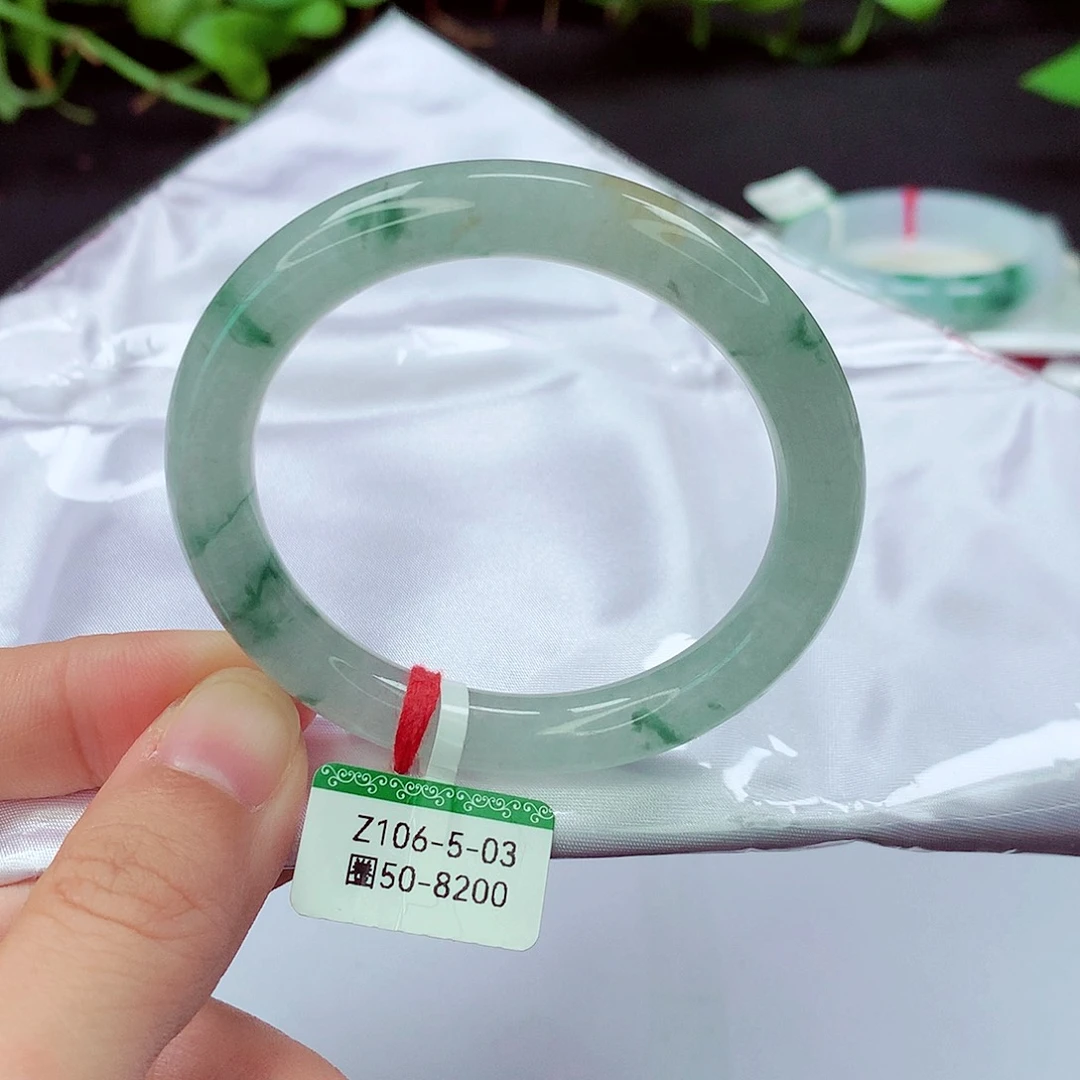 翡翠未镶嵌手镯缅甸天然翡翠手镯