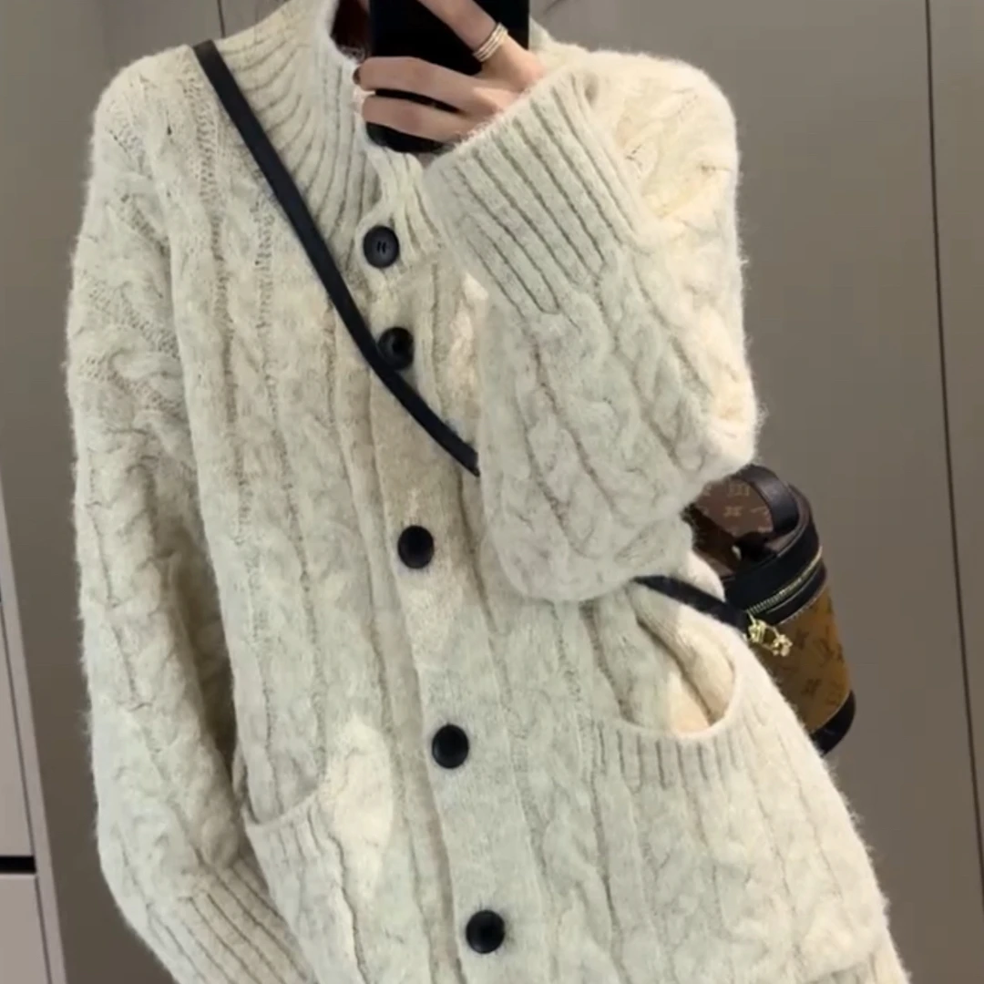 韩系穿搭慵懒立领衫毛衣外套女秋冬新款高级感宽松软糯针织开上衣