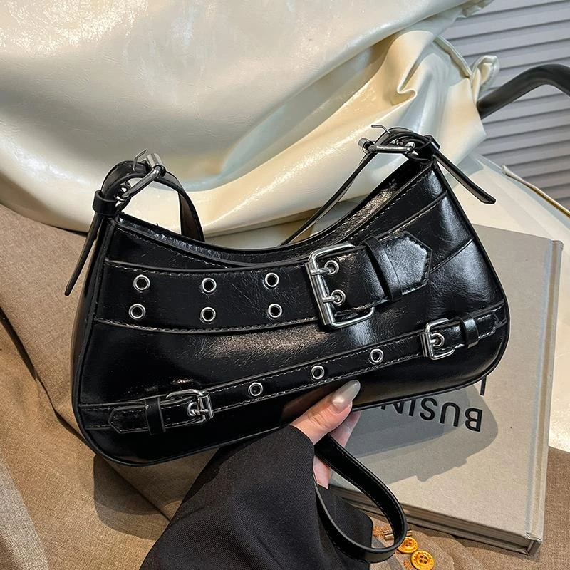 高级感洋气小包包女2025新款时尚斜挎包女士小众单肩腋下包法棍包