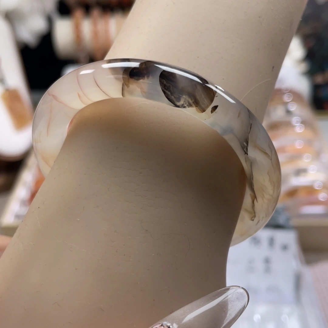 玛瑙/玉髓未镶嵌手镯50.4mm