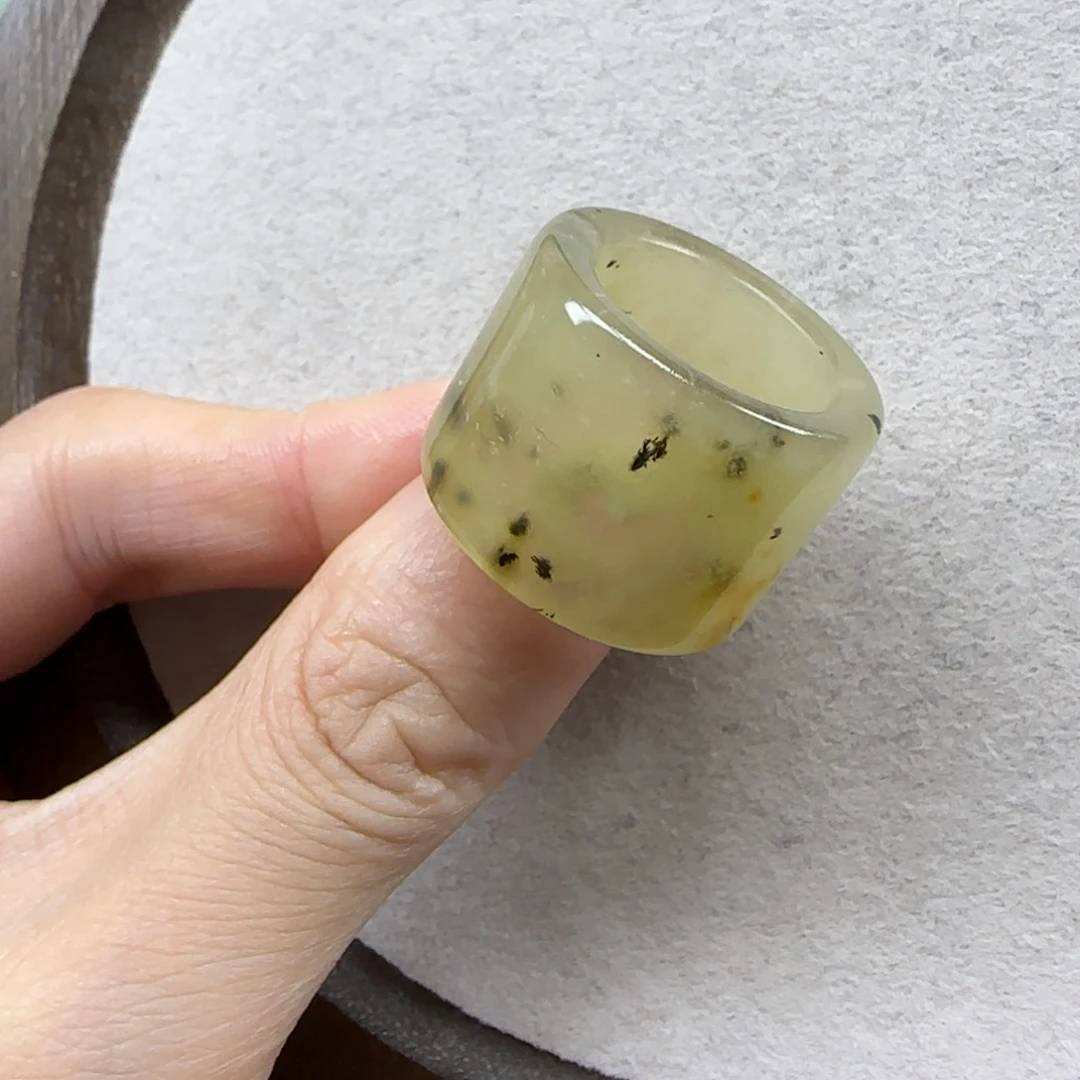 蛇纹石玉未镶嵌戒指14码