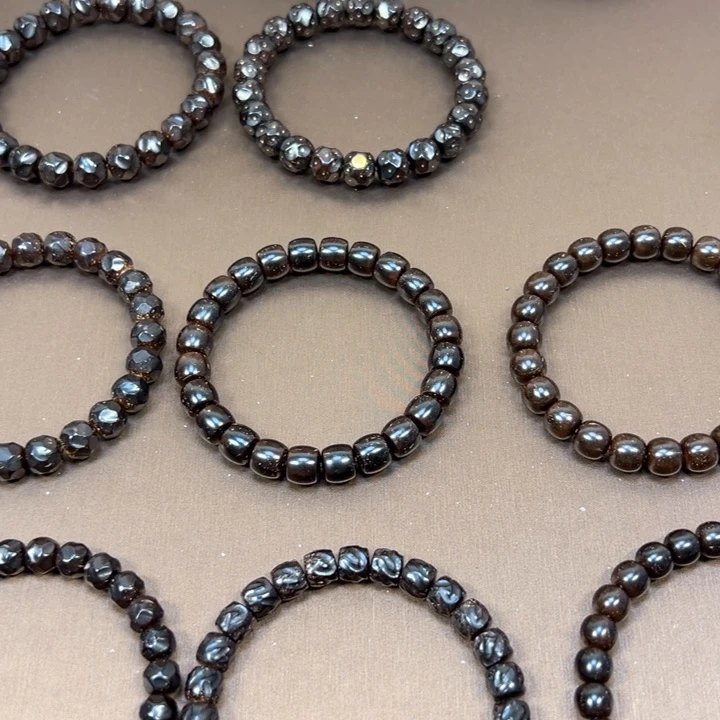 椰蒂手串帅****戒10x9老型黄标一颗