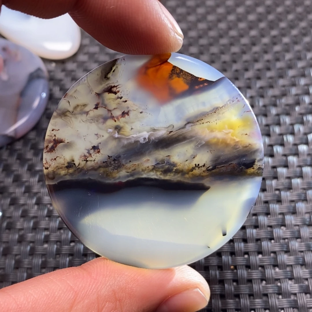 玛瑙/玉髓颈饰未镶嵌