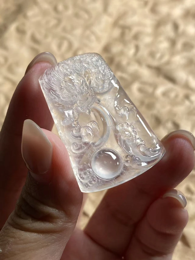 高冰玻钢龙牌 胶感十足精雕细琢