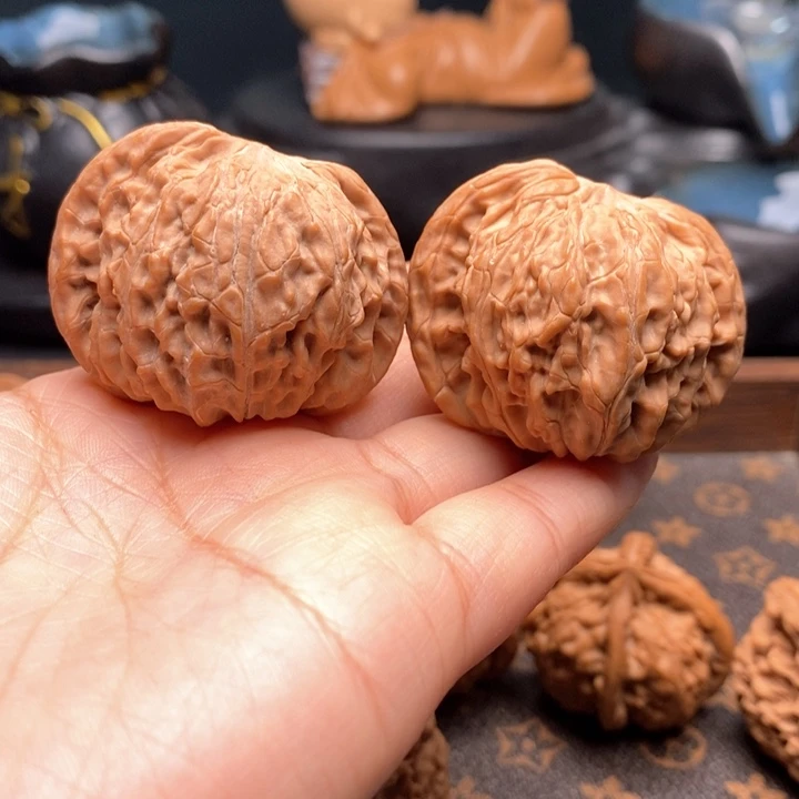 把件文玩核桃蝴蝶磨43尺