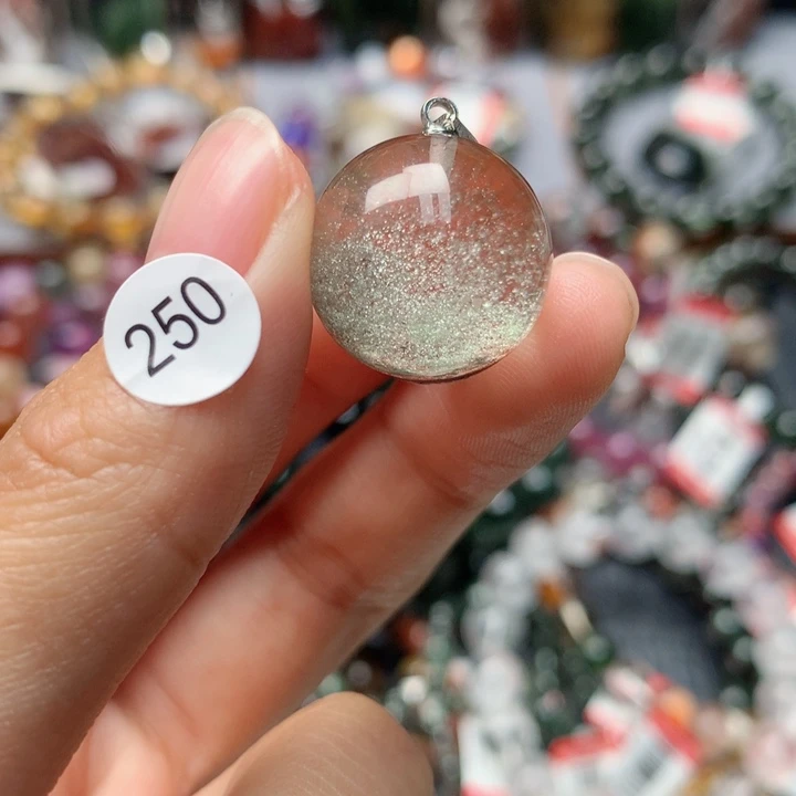 水晶吊坠(不含链)未镶嵌