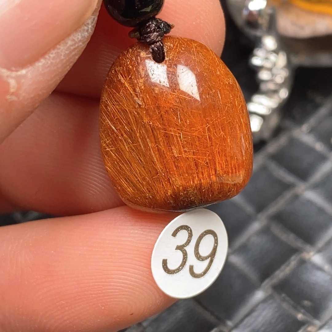 故***知水晶未镶嵌颈饰水晶