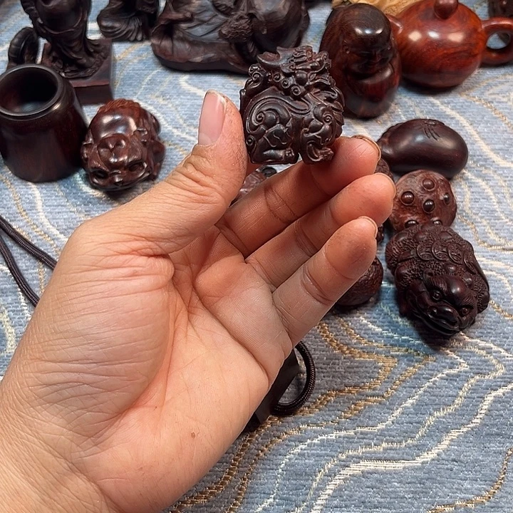 小***恋檀香紫檀（小叶紫檀）