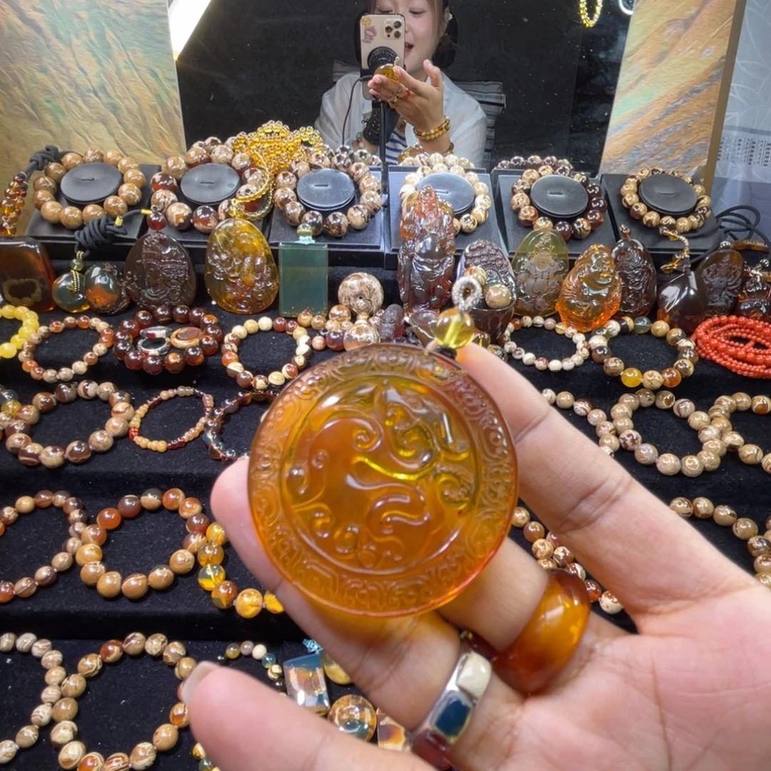 琥珀未镶嵌手串仿古牌子