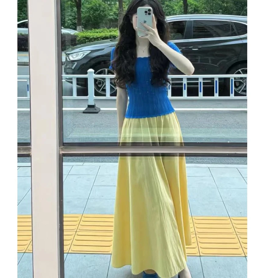 【白雪公主】夏季多巴胺蓝色针织上衣新款女装搭配半身裙套装