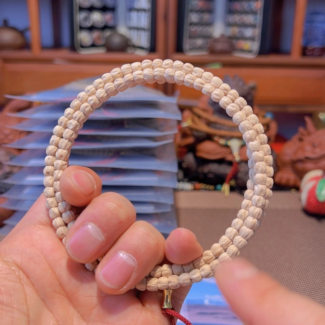 柏香籽/百香籽吊坠涵**人