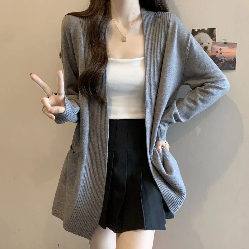 针织开衫毛衣女早秋新款大码胖显瘦宽松法式新品感外套披肩
