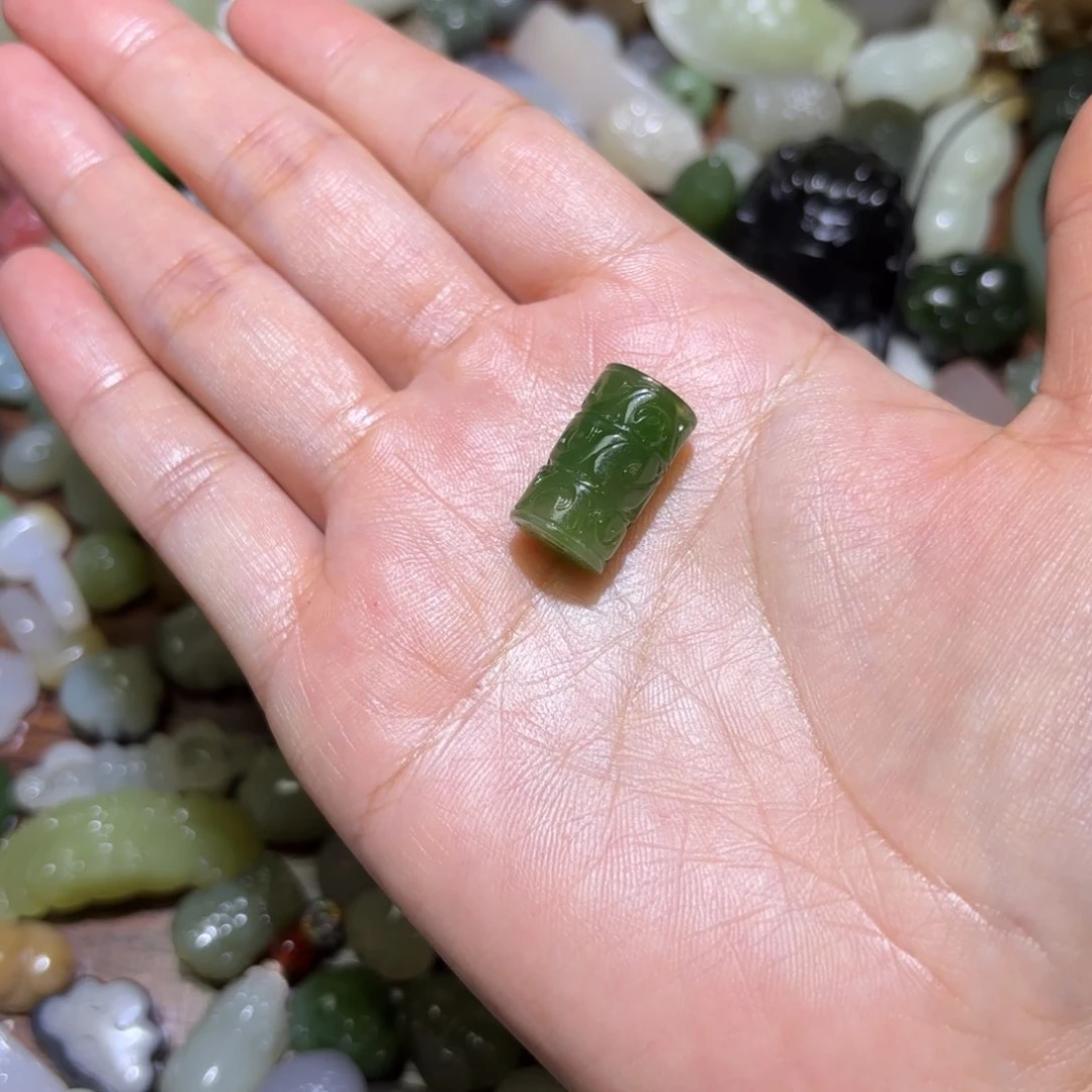 和田玉珠宝半成品未镶嵌雾*