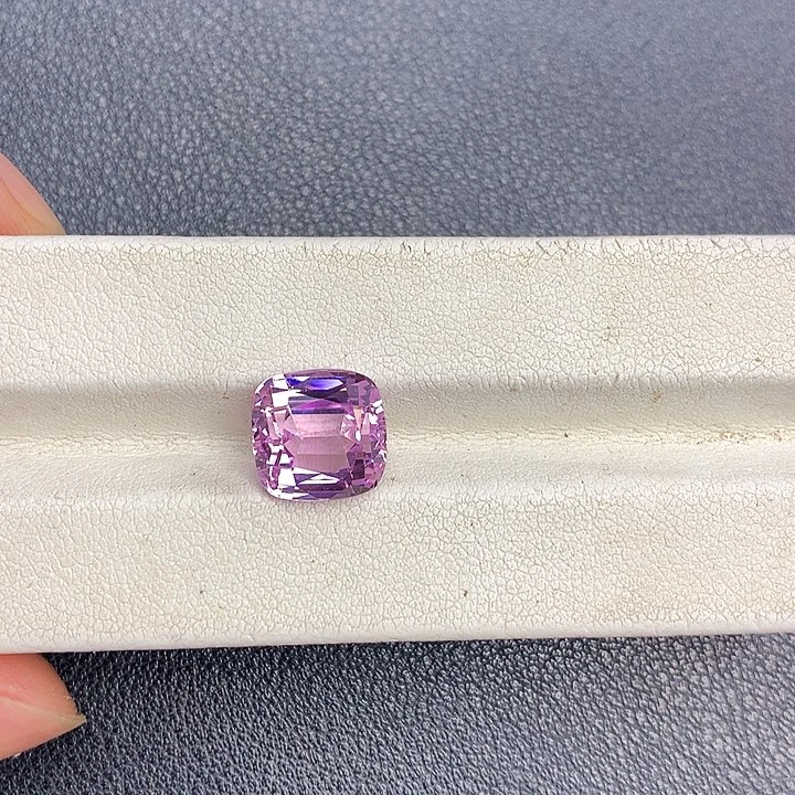 裸石锂辉石未镶嵌6.3克拉