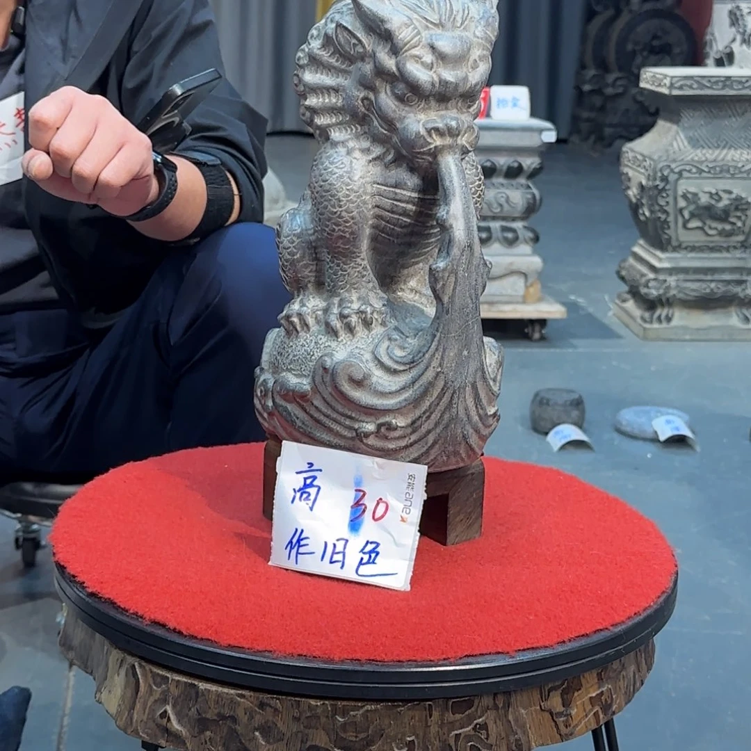 不***场石材天然青石石雕圆青石石雕