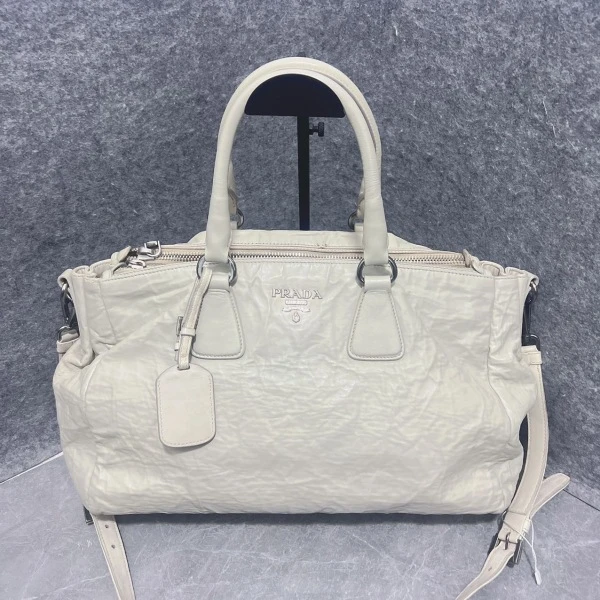 95新/普拉达/妃鱼/单肩包/市场价20000/250209LT0021