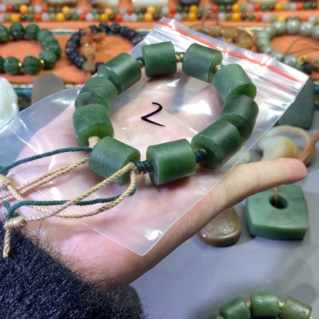 和田玉颈饰未镶嵌非