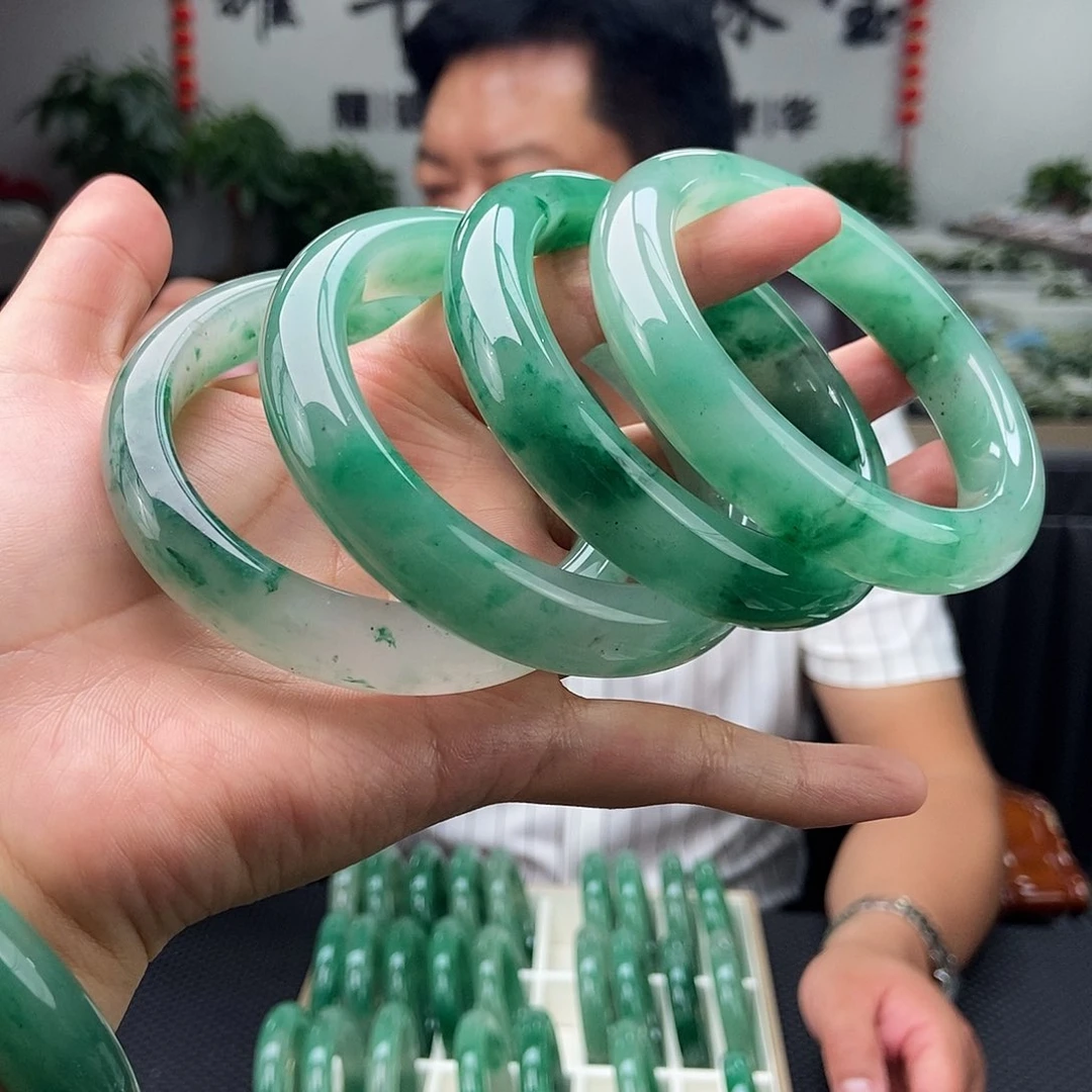 石英质玉（独龙翠）52-63颜色多样性发拍一发一未镶嵌