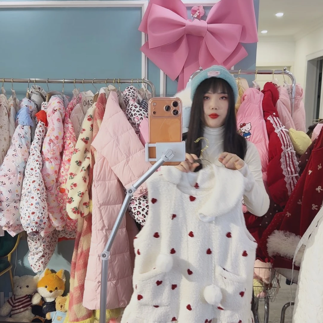 白色毛呢爱心裙➕可拆领子