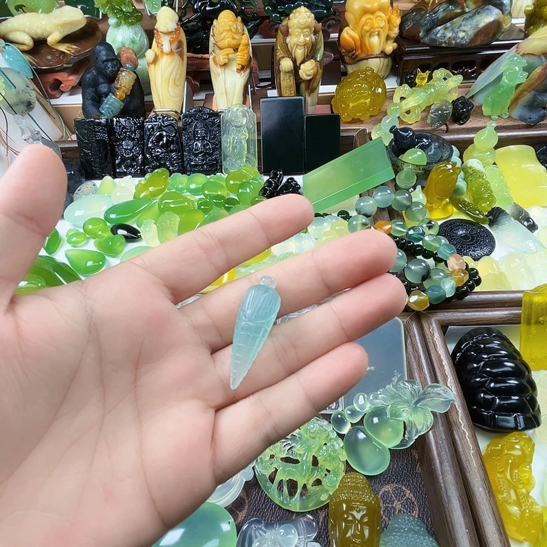 岫玉未镶嵌吊坠(不含链)