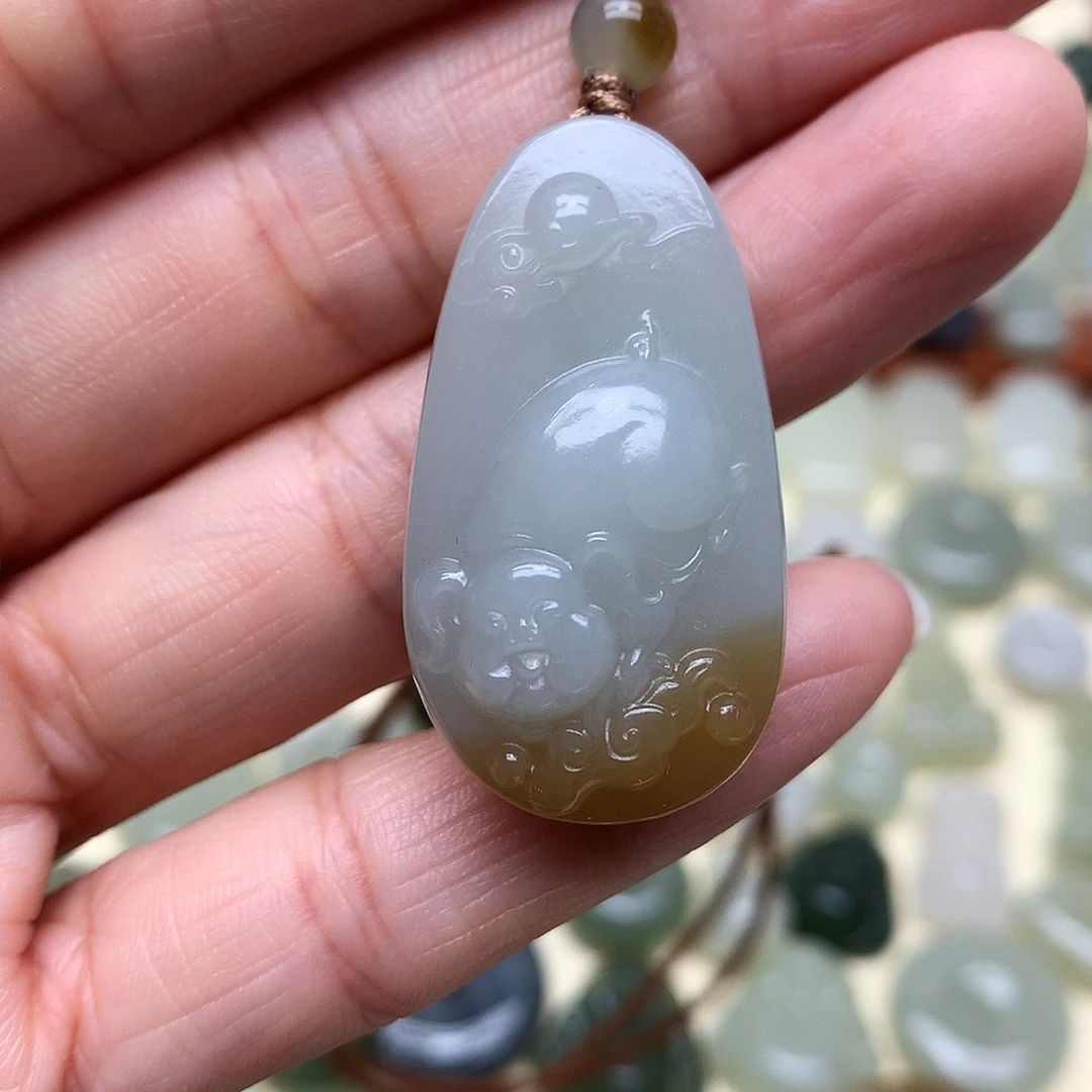 和田玉未镶嵌颈饰